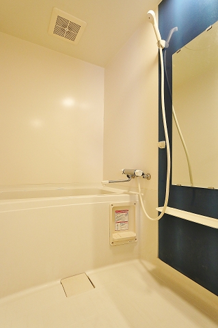清潔感のあるトイレです