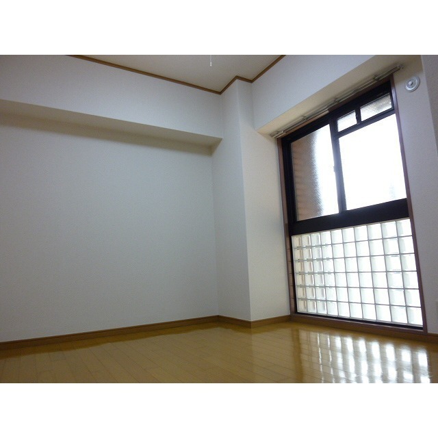 寝室にピッタリの洋室です