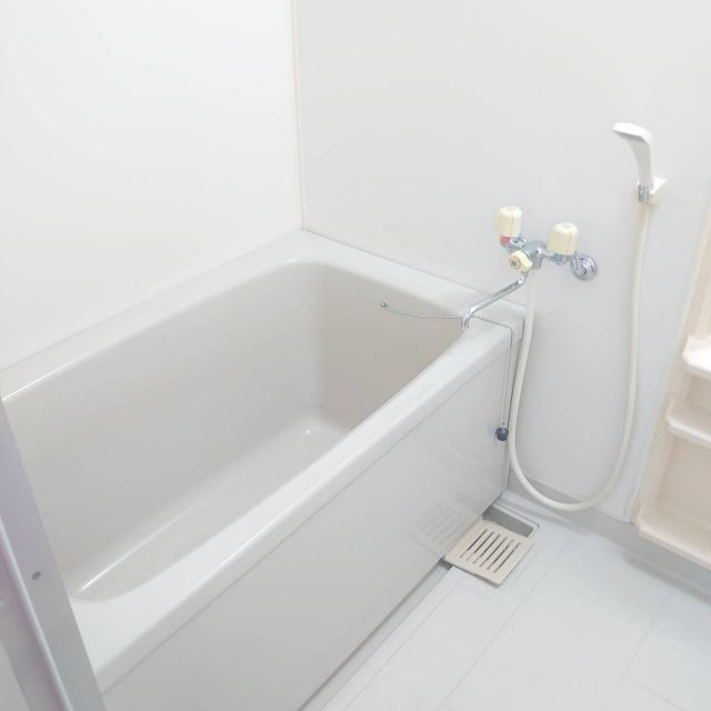 日々の疲れを癒せるバスルームです