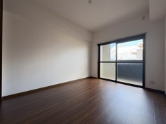 寝室にいかがですか。
