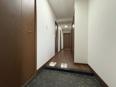 玄関はこんな感じです。