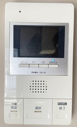来訪者の顔が確認できます