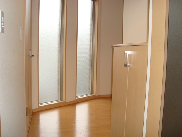 玄関収納もばっちりです。