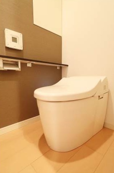 清潔感のあるトイレですね。