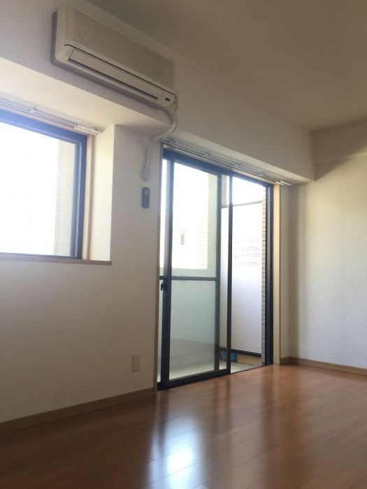 エアコン付きで一年中快適に過ごせます
