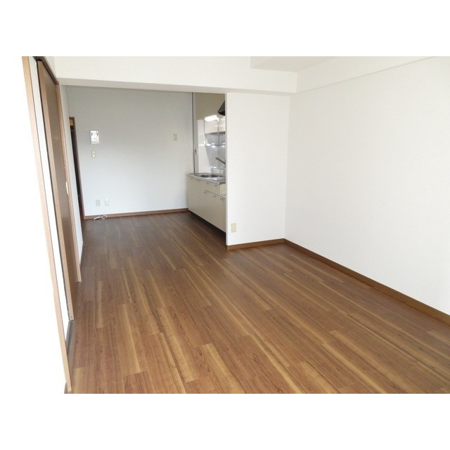広いリビングです