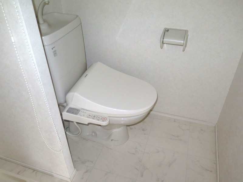 嬉しい温水洗浄便座機能付き