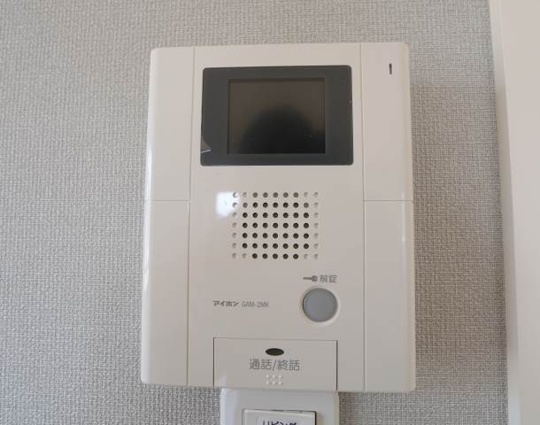 女性の方も安心のモニターフォンです