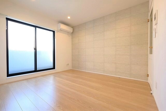 家具の置き場に困らない間取りです