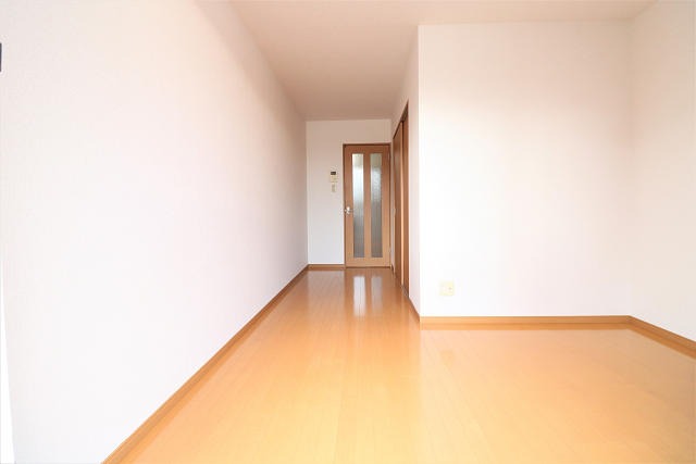 同建物の違うお部屋の写真です