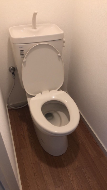 ウォシュレット完備。