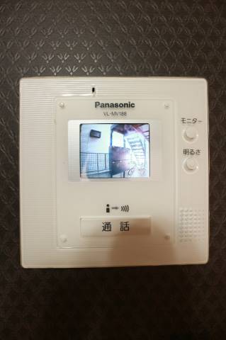 モニターで来客チェック