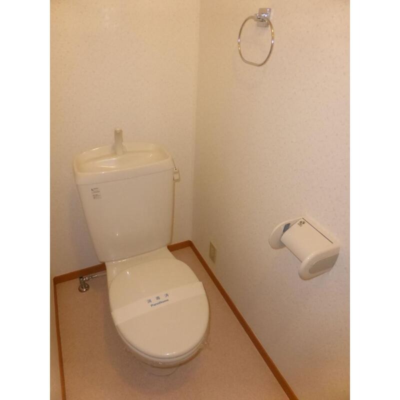 清潔感のあるトイレです♪
