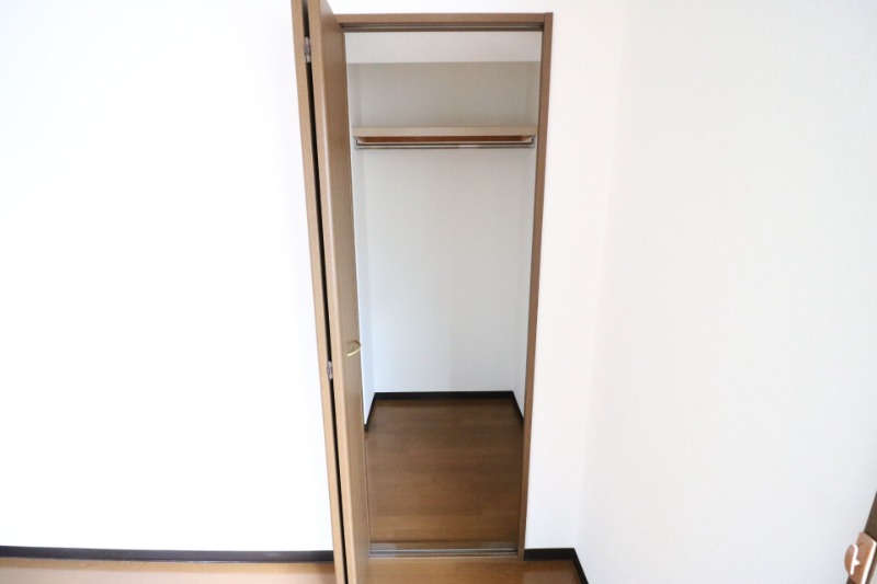 お荷物はこちらへ。