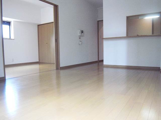 オールフローリングで使いやすい間取りです