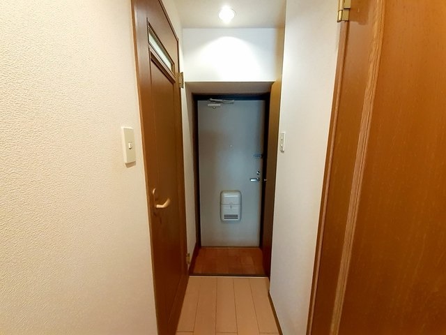 玄関はこんな感じです。