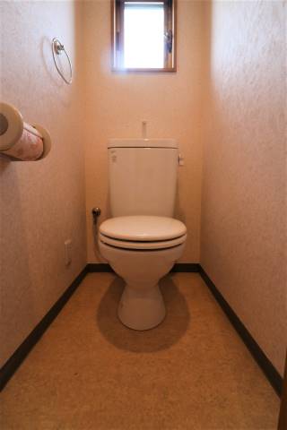 清潔感のあるトイレです