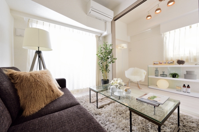 白を基調としたオシャレなお部屋です