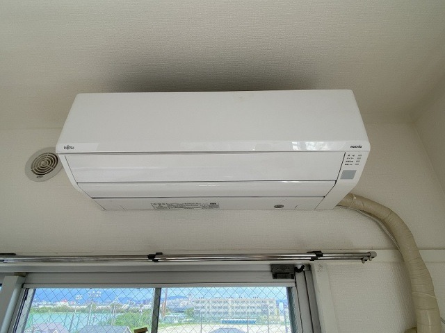エアコン完備で年中快適に過ごせます
