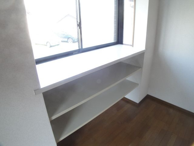 お洋服収納もたっぷりです