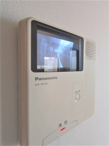 モニタ－ホン完備で安心ですね