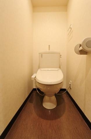 嬉しい温水洗浄便座機能付き
