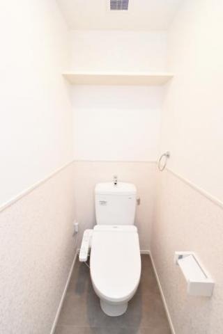 嬉しい温水洗浄便座機能付き