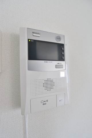 来客はモニターで確認できるので安心