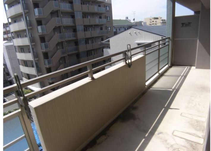 お洗濯物はこちらへ