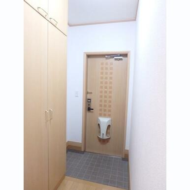 解放感ある玄関ですね