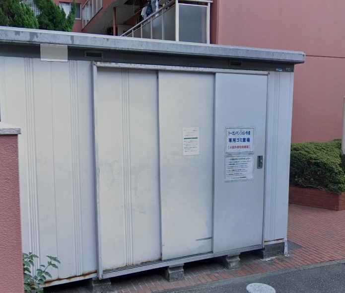 ゴミ置き場完備。
