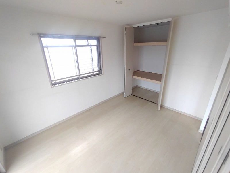 家具の配置がしやすいお部屋です。
