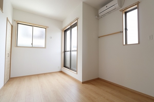 家具の配置がしやすいお部屋です。