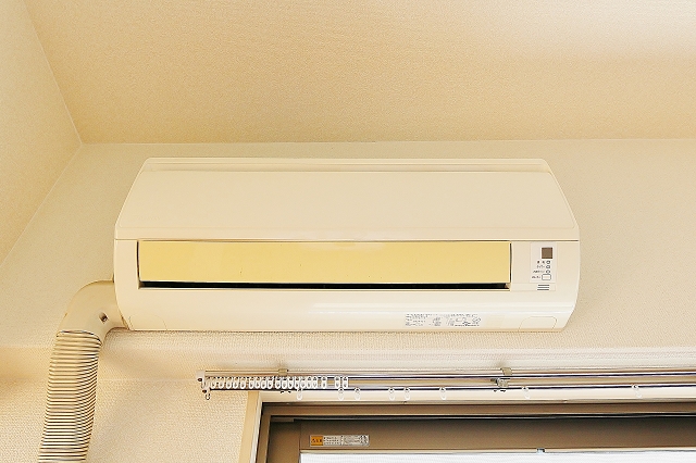 エアコン付きで一年中快適に過ごせます