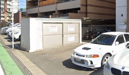 ゴミ捨て場も敷地内にあります
