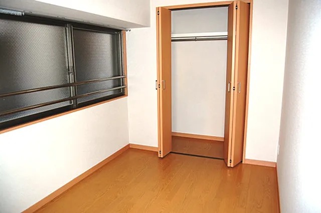 お荷物はこちらへ。