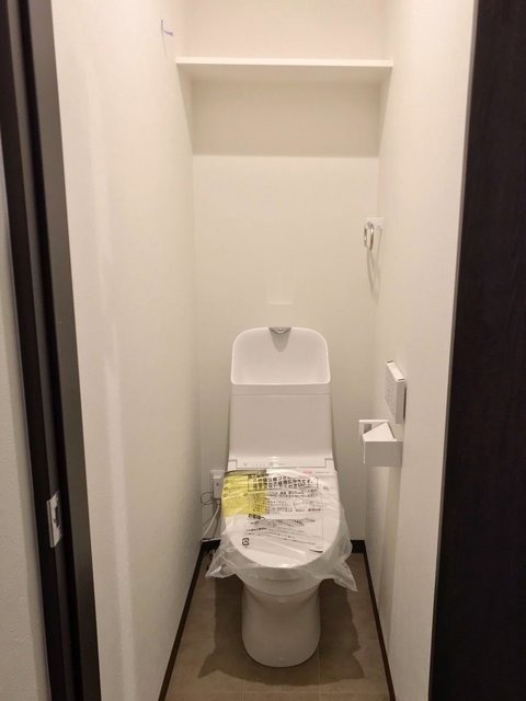 収納棚がありストック備品も収納できて便利ですね