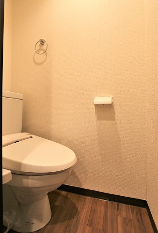 嬉しい温水洗浄機能付き