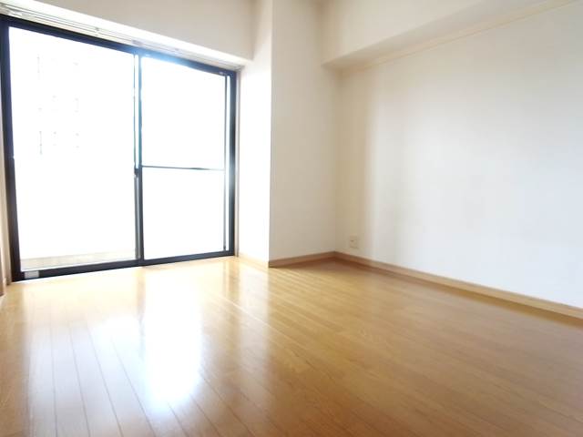 家具の配置がしやすいお部屋です