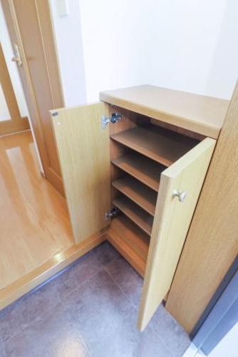 玄関収納もばっちりです