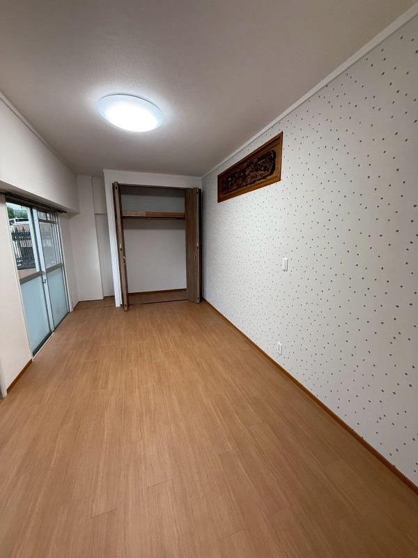 お荷物はこちらへ。