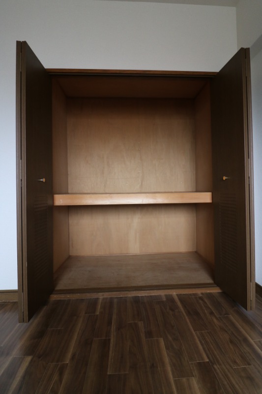 お荷物はこちらへ。