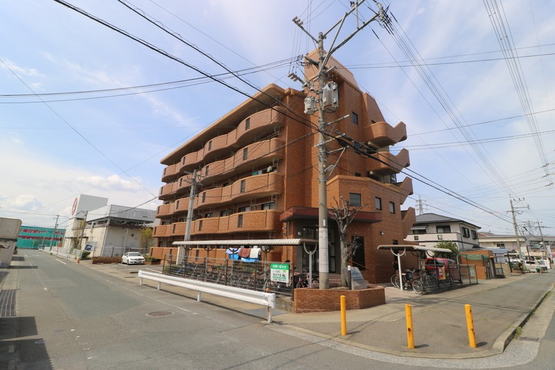 敷地内に駐車場あります