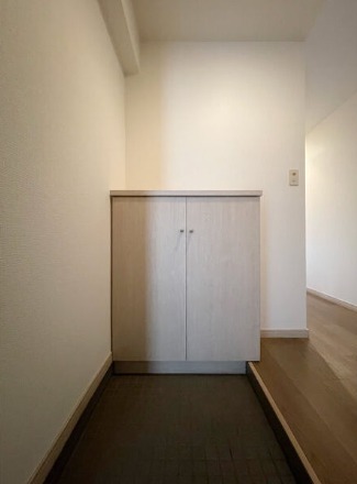 玄関からはこんな感じです。