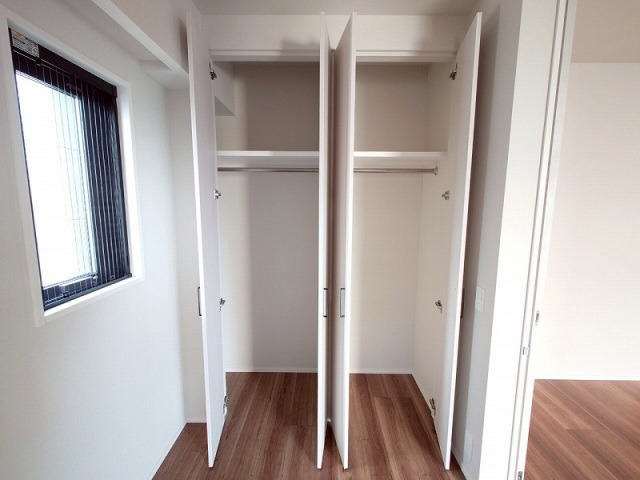 お荷物はこちらへ。