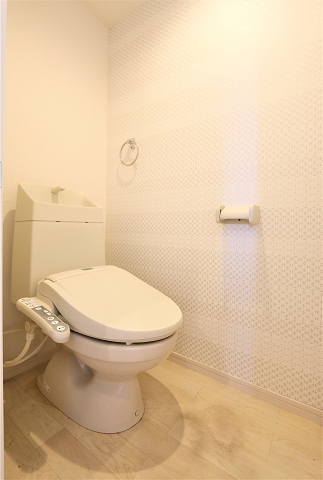 清潔感のあるトイレです