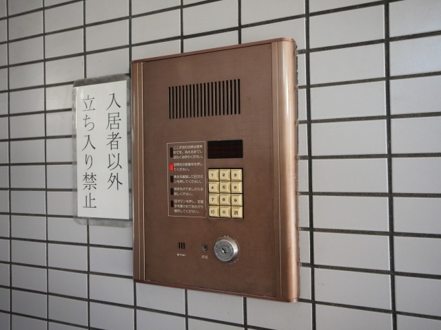 女性の方でも安心のオートロック
