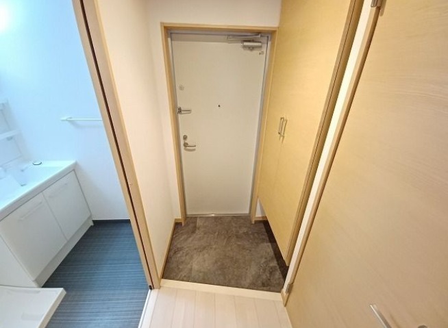 玄関はこんな感じです