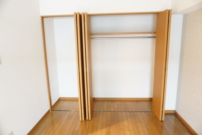 お荷物はこちらへ。