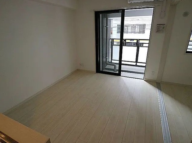 家具の配置がしやすいお部屋です
